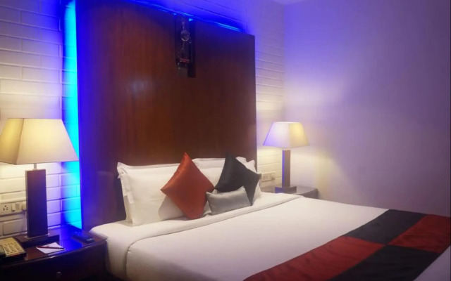 SFO Hotel and Suites