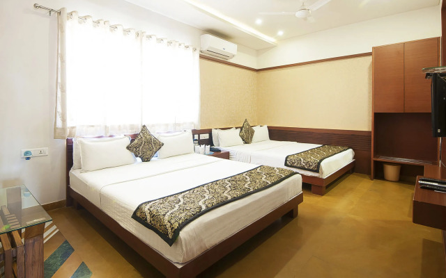 Uddhav Vilas Hotel