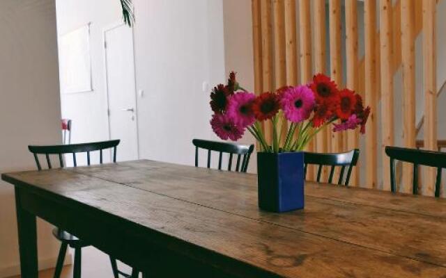130sqm appartment with 20sqm terras and free parking