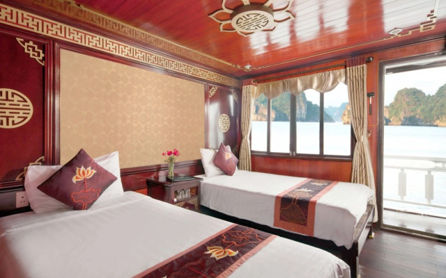 Lan Ha Legend Cruise