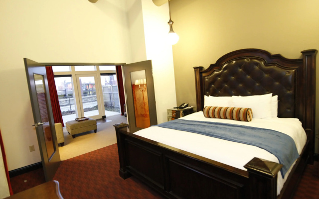 The Brewhouse Inn & Suites