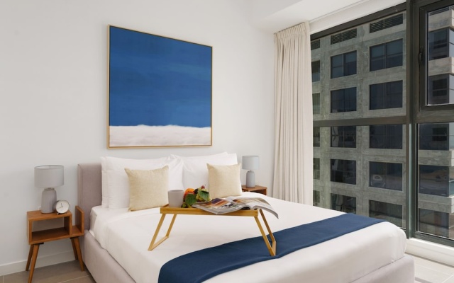 Maison Privee - Modern & Panoramic Sea View Apt on Al Reem Island — фото 3