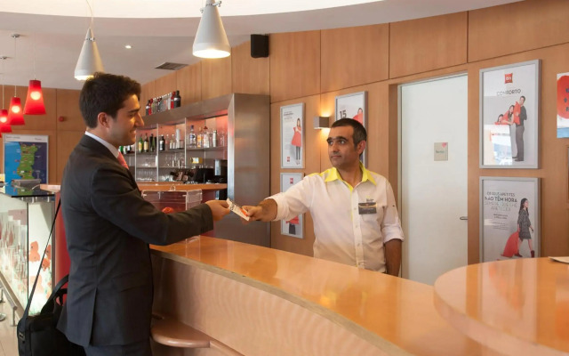 ibis Porto Sao Joao