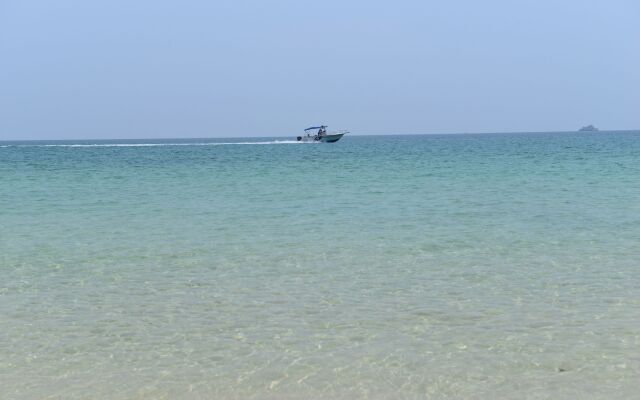 Sangthian Beach Resort