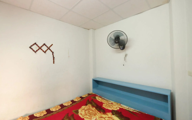 Leo Park Guest House