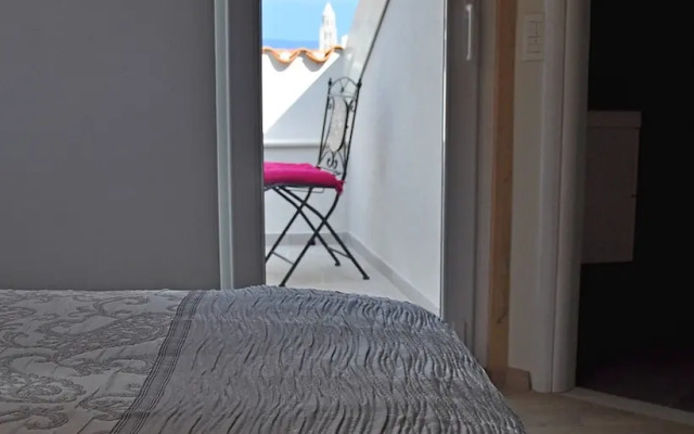 Room-room With the City and sea View