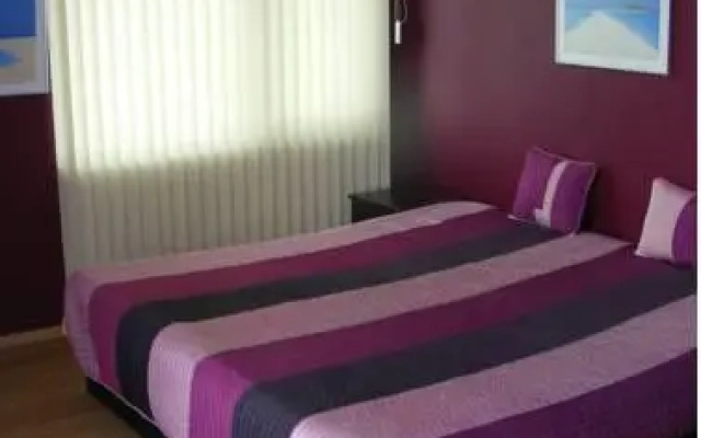 Red House Family Hotel