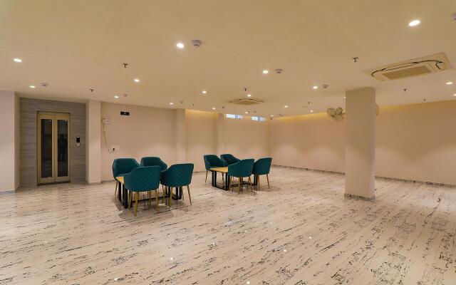 Fabhotel Pratham Inn