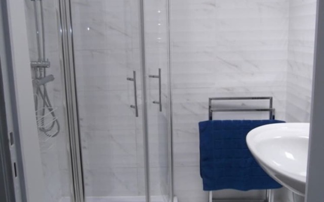 Welcome to Cannes - Bord de Mer