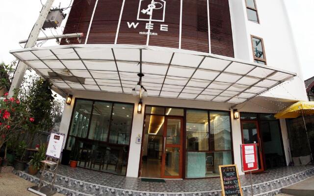 Wee Hostel
