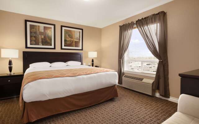 Super 8 by Wyndham Edmonton International Airport