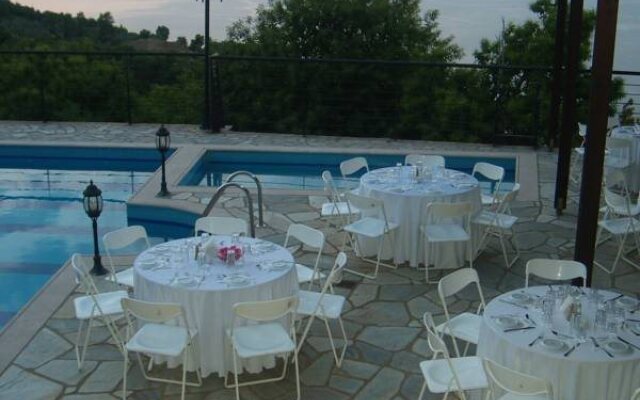 Aglaida Hotel