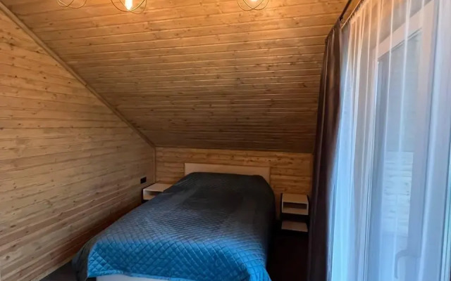 Zagorodnyj kottedzh DACHA