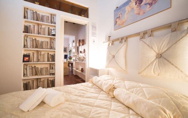 Senese 25A - Keys Of Italy