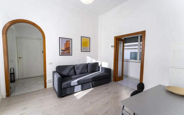 Via Annibale Caccavello 10 Primo Piano(No Front Desk Please Contact The Property 5 Days In Advance)