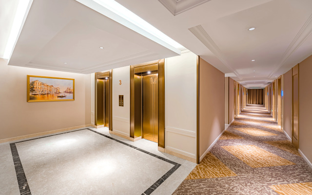 Vienna Hotel Shanghai Songjiang Film & TV Park