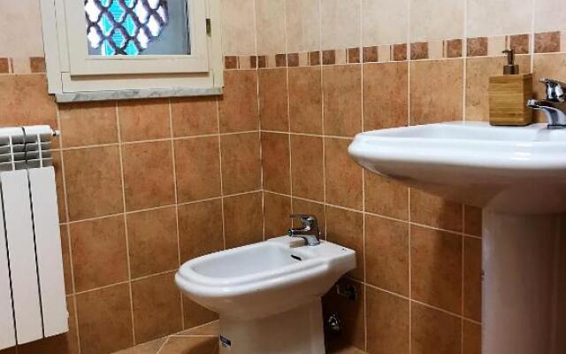 “Coccole nel borgo” 2min to outlet