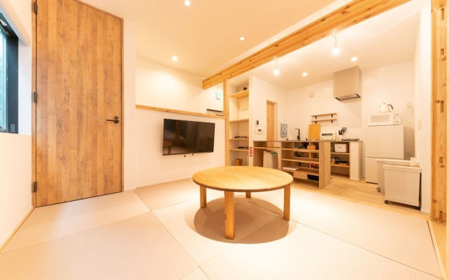 Gora Base A – Guest Rooms – Hakone
