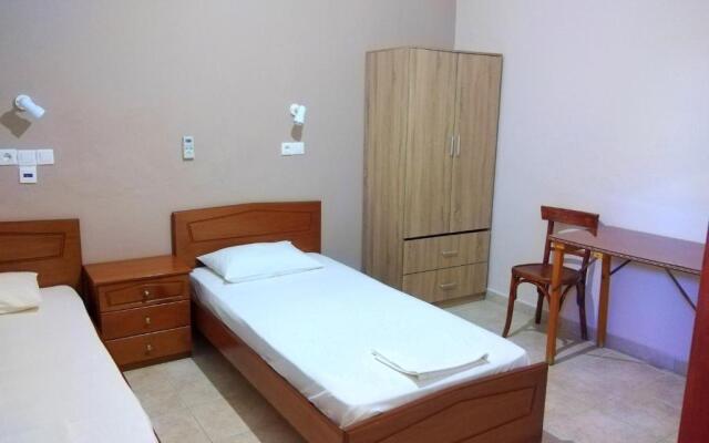 Rooms-Studio Anagnostou