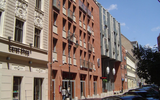 Trendy Deluxe Apartments