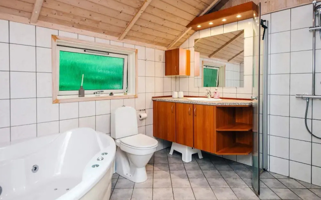 7 Person Holiday Home in Oksbol
