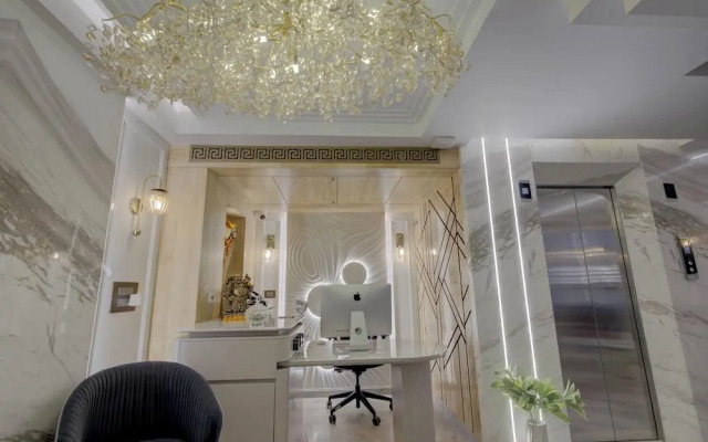 Empire Platinum Suites