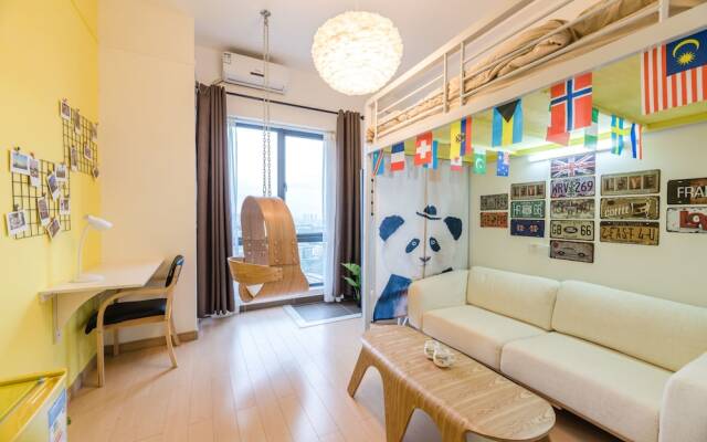 White Cloud Apartment