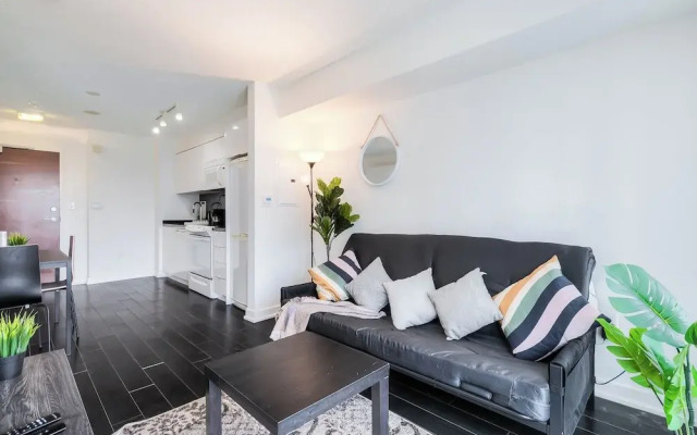 Toronto Escape - The Jasper Suite