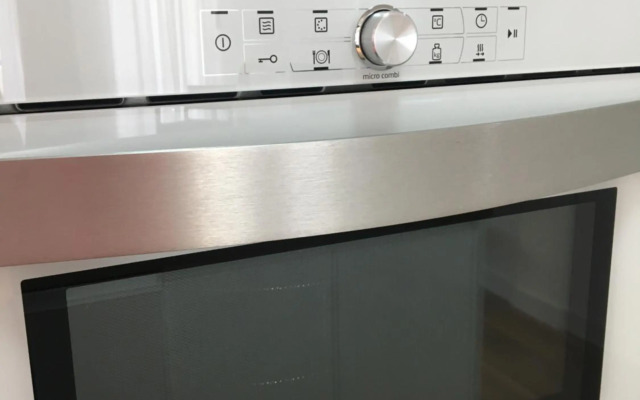 Holiday Studio by Meatina