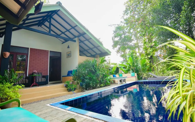 Randoni Villa