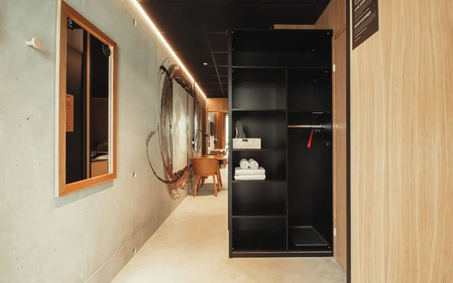 Time Hotel