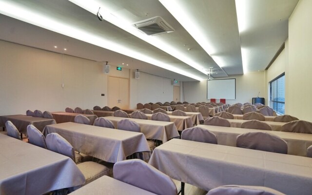 ibis Styles HZ Chaowang Rd