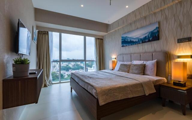 AR Suites Jewels Royale