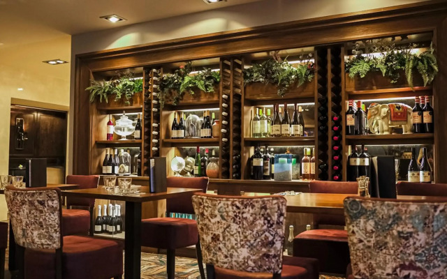 The Fenwick Hotel