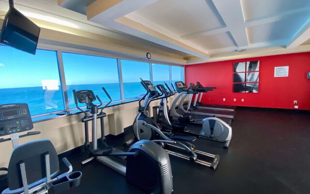 Radisson Suite Hotel Oceanfront