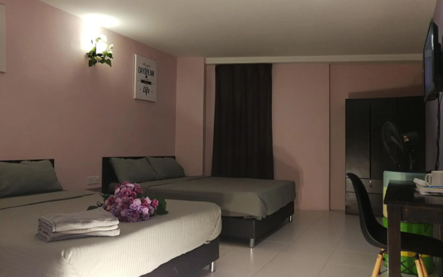 Live Com Hotel – Guest Rooms – Johor Bahru