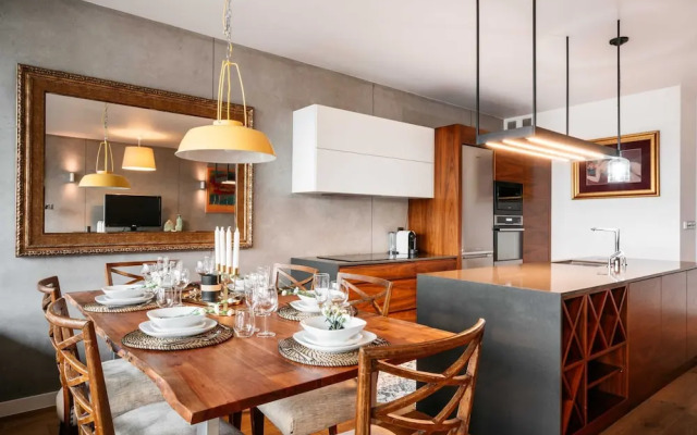 Penthouse Harmonica - LoftAffair