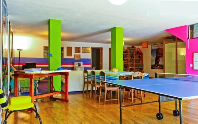 Coloured Studio