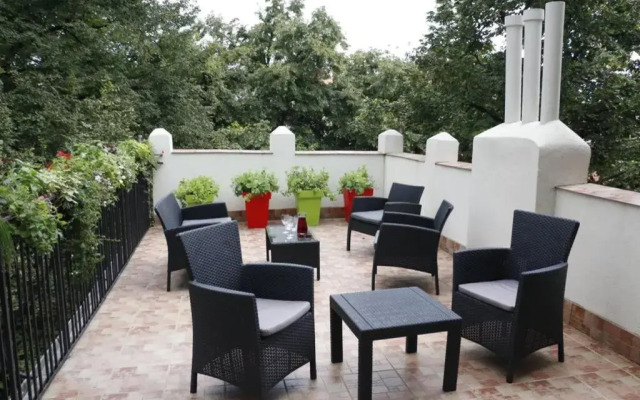 ROCK - Studio with 30m2 terrace