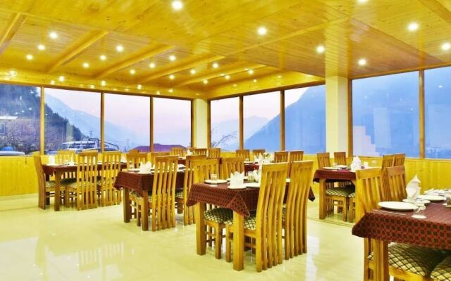 Whistling Pines Resorts and Spa