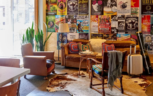 Q-Factory Hotel