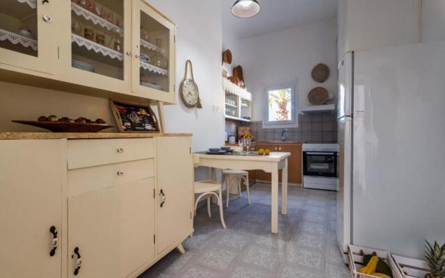 Giorgantis House & Studio