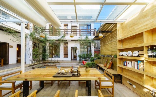 Floral Hotel Dali Yunsheng