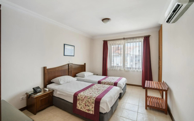 Fora Apart Hotel