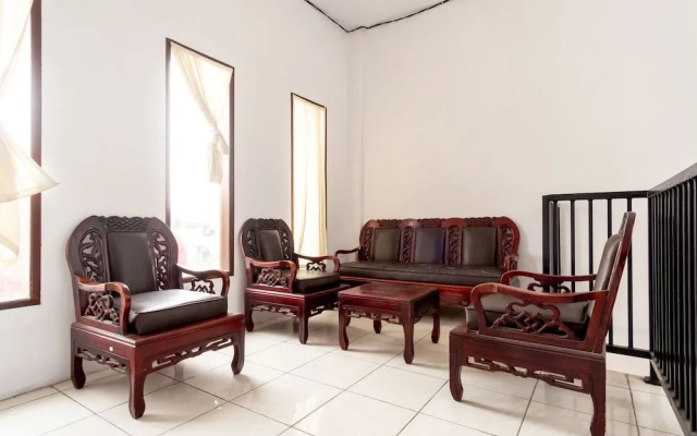OYO 2076 Oxy Art Boarding House