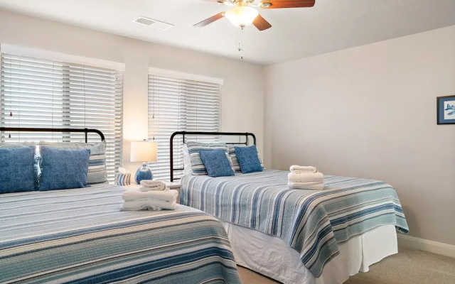 Vacation Home With Easy Access to Bike and Hiking Trails by Redawning