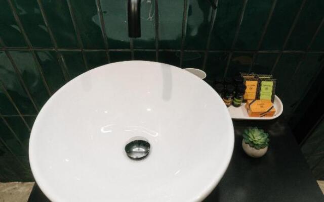 Plane Tree Luxury Suites