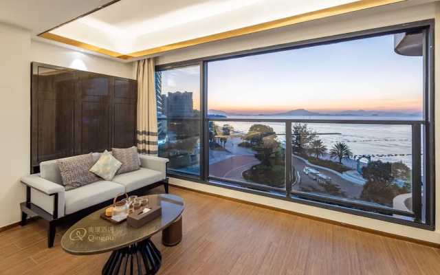 Qingpu Seaview Hotel