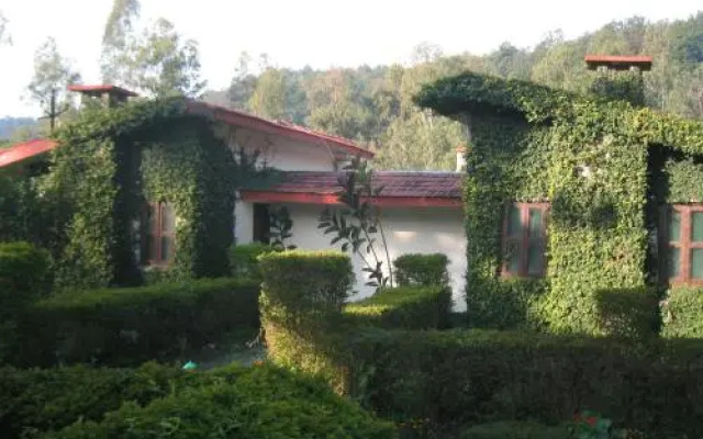 Corbett Roop Resort