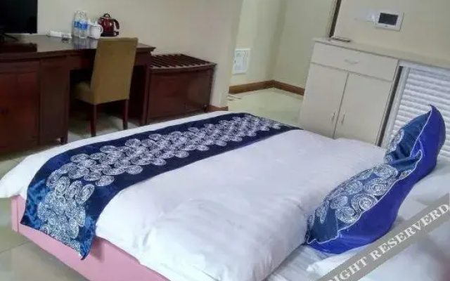 Baolong Haiyue Apartment Hotel
